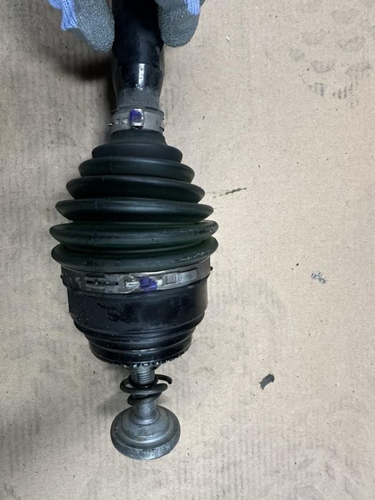 Полуоска Bmw X3/X4 G01 G02/8643184