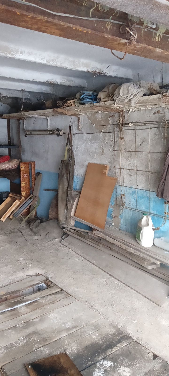 Продаётся гараж 14 общество.