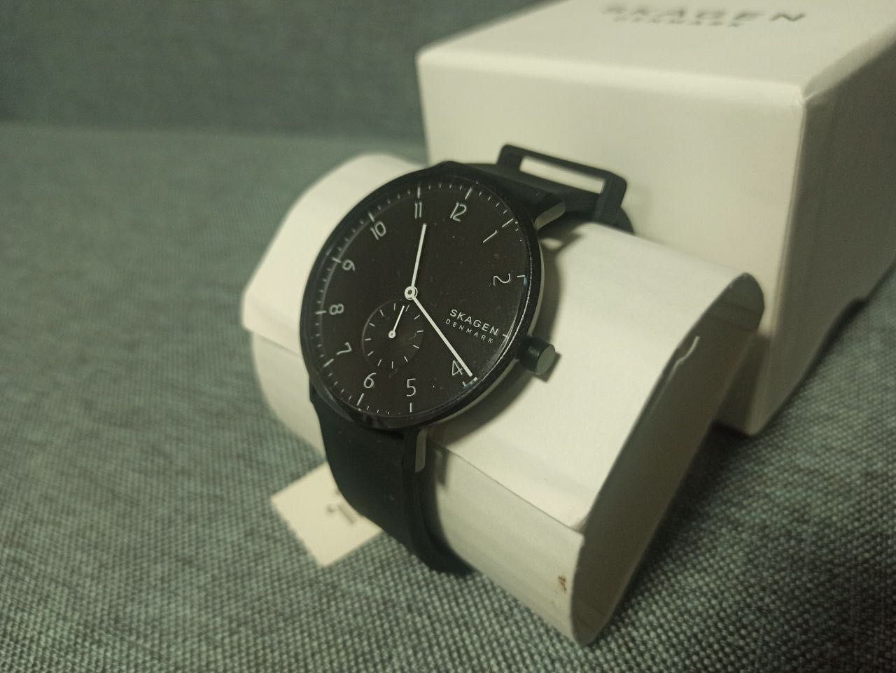 Стильные часы Skagen с силиконовым ремешком. Из США. Новое