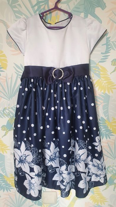 Нарядное платье на выпускной