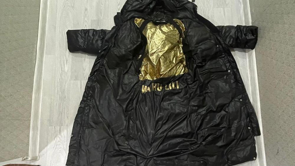 Женский пуховик Срочно Продам