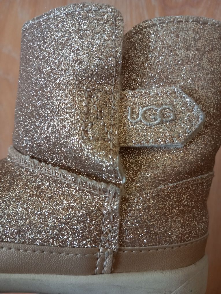 UGG оригинални ботички