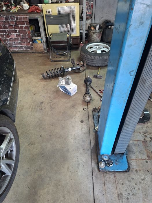 Volkswagen Golf 4 – 1.9 TDI AXR • 6 trepte • Recaro • Piese noi