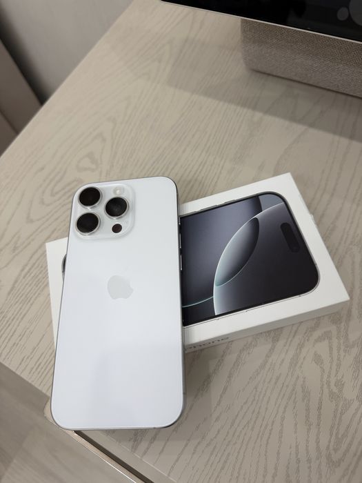 Продам iphone 16 pro 256гб