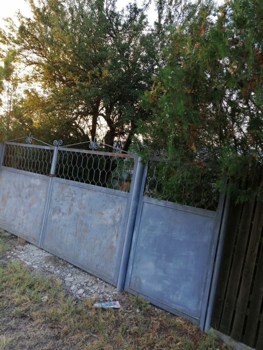 Vând teren intravilan 2322 mp