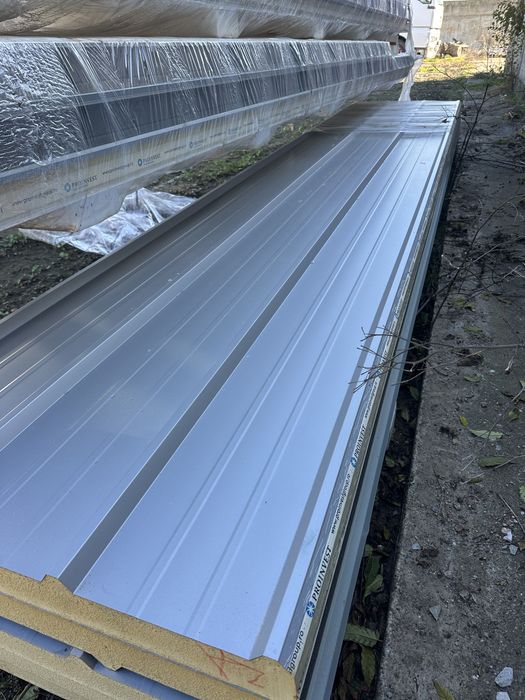 Panou sandwich grosime 100mm pana la 150mm