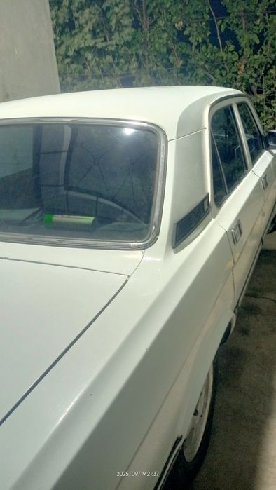 VOLGA   GAZ  3102