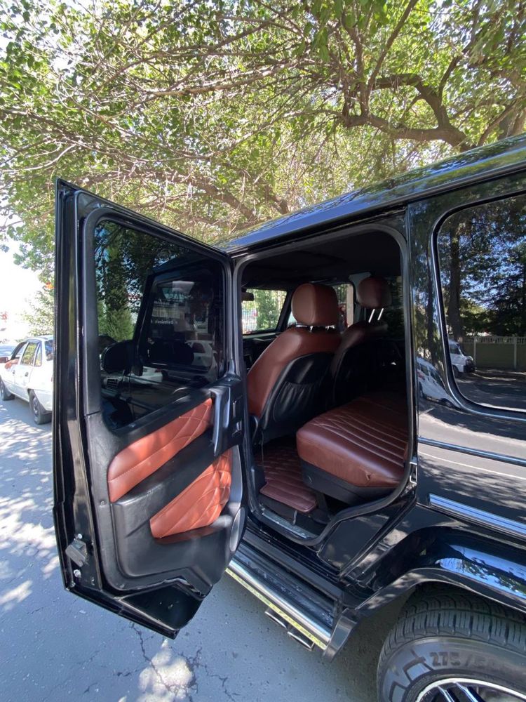 Mercedes Gelik 1994 yil.