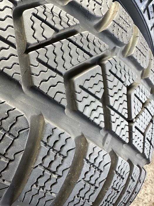 SET 2 Anvelope Iarna 215/60 R16 99H PIRELLI Sotto Zero 3 Winter