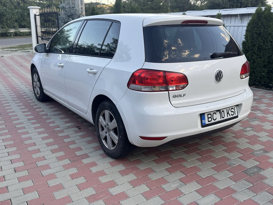 Volkswagen Golf VI