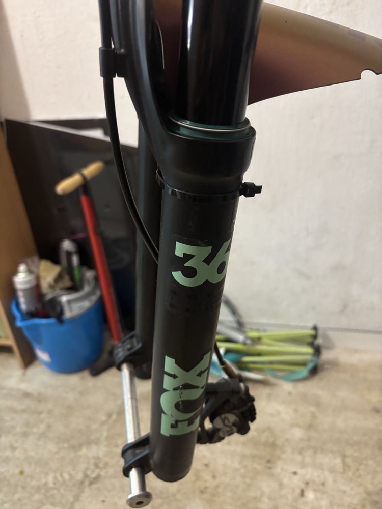 Sanata Cruz Bulr & Megatower V1 2019, L size