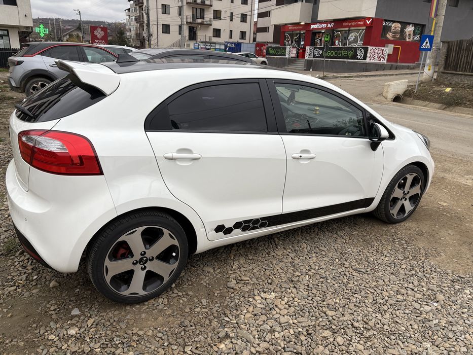 Vand Kia Rio 2013