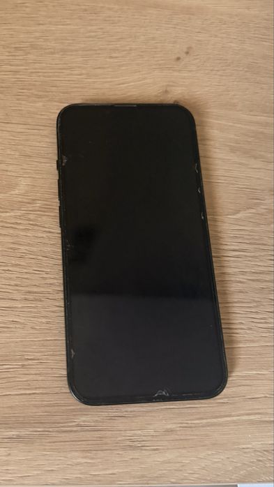 iPhone 13, 84% батерия