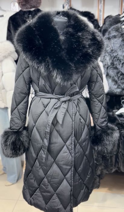 Geaca cu blana detasabila