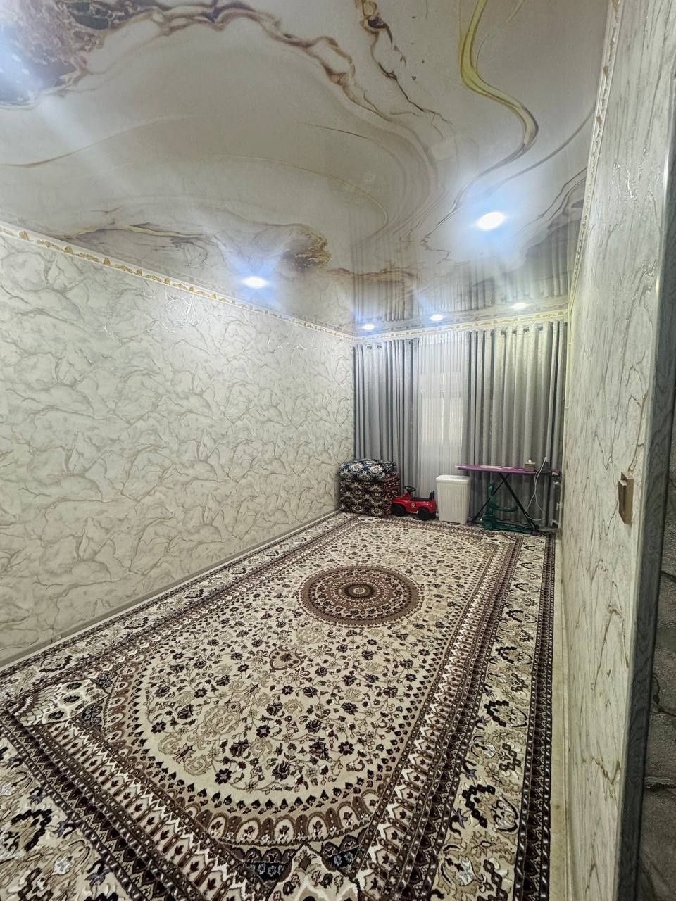Срочно Продам квартиру город Чирчик 3/4/5