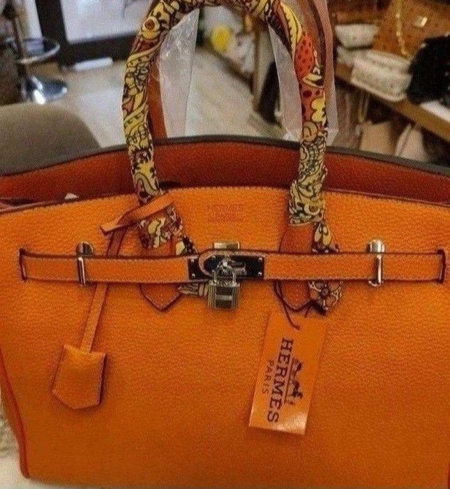 Curea unisex/logo metalic +geanta, diverse nuanțe, saculet, etichetă