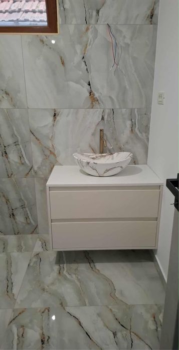 De vanzare lavoar Rea