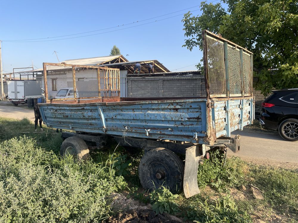 тиличка,холати яхши сеткалари бор