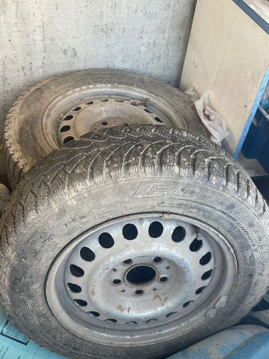 Железные диски с резиной R15 195/65/15