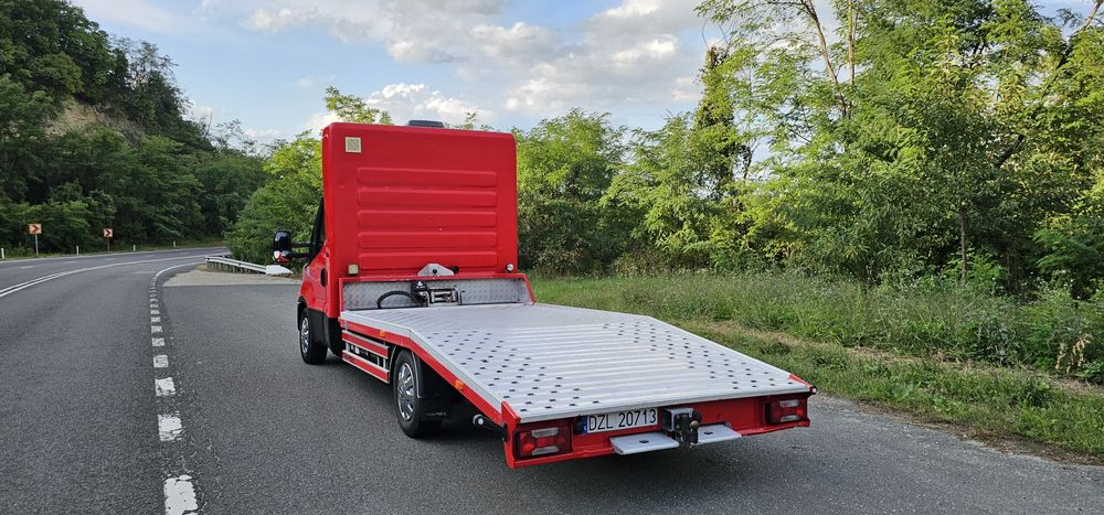 IVECO DAILY 35S18 3.0 180CP Adus Recent