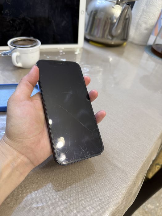 iPhone 12, 128GB