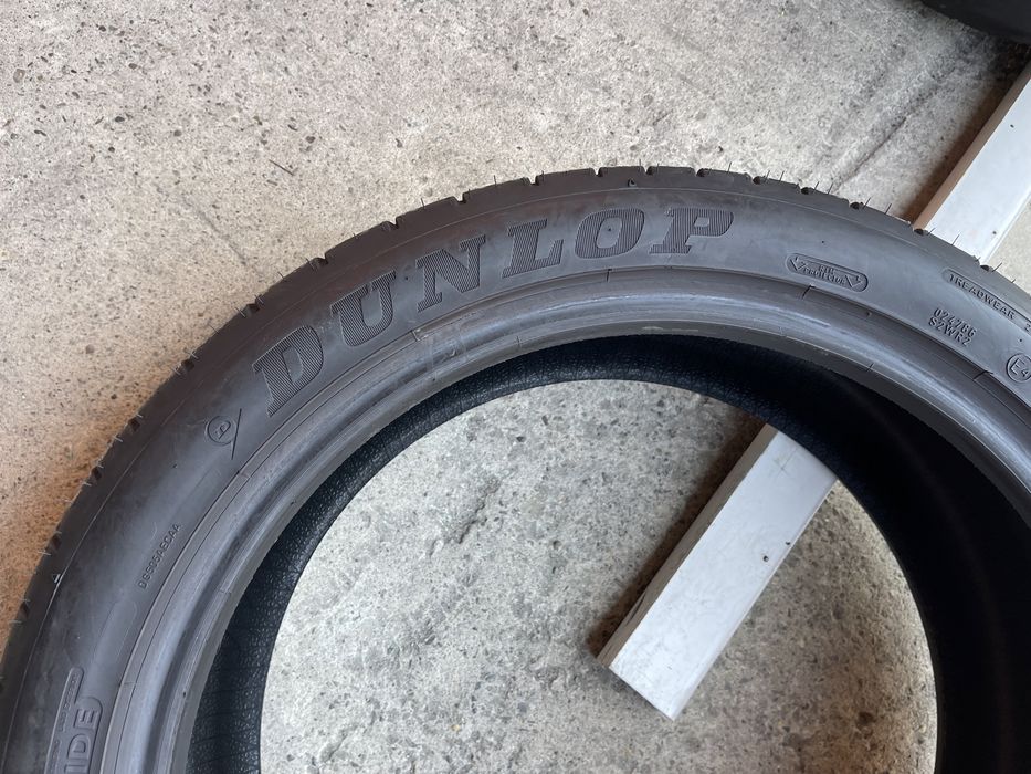 4 anvelope de vara 225/45/19 Dunlop