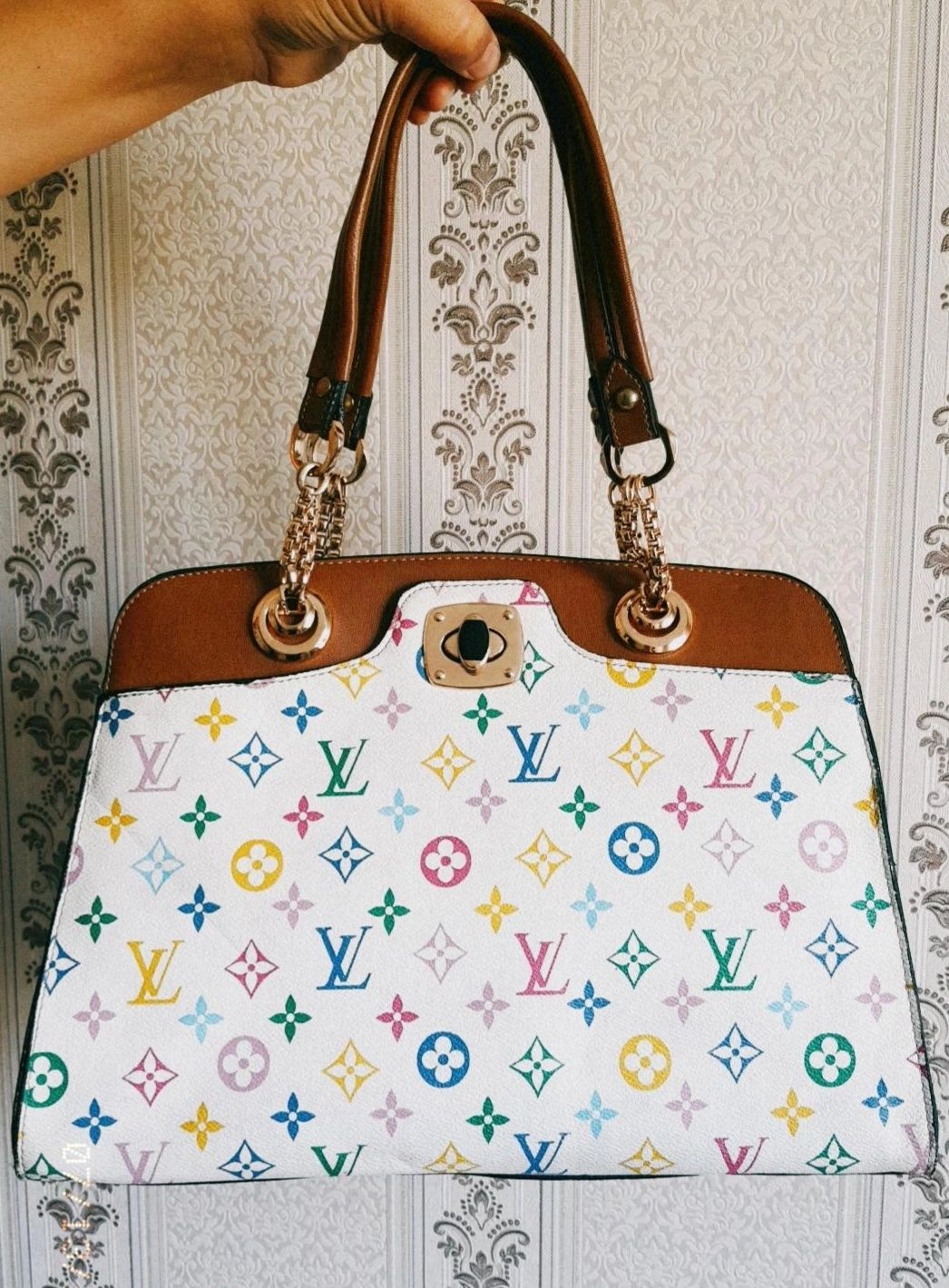 Продаётся сумка Louis Vuitton
