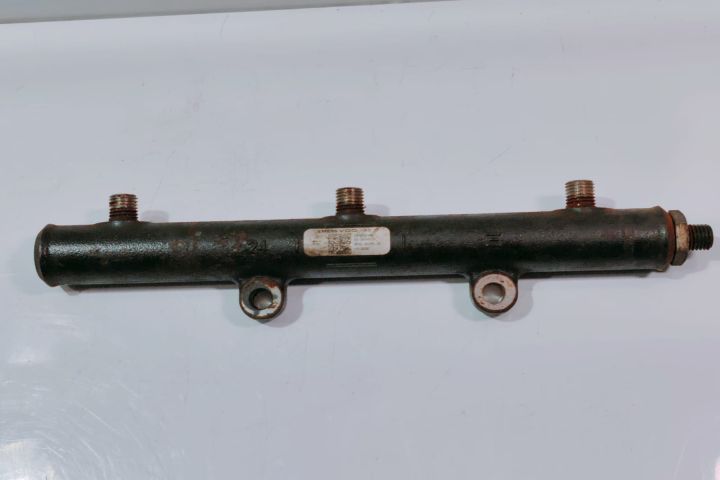 Rampa injectoare 4R8Q9D280AC Land Rover Discovery a 3-a generatie ser