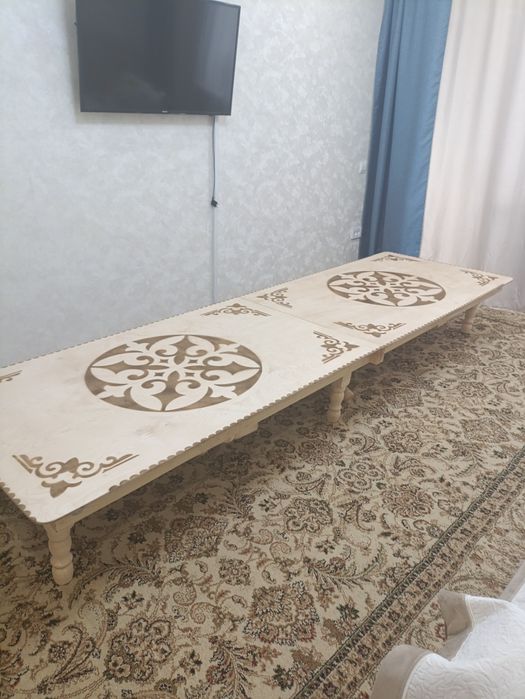 Новый стол с 8 стульями