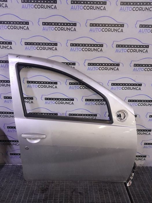 Usa Dreapta Fata Dacia Duster 2010 - 2013 SUV 4 Usi TEK23 (934) FARA GEAM ZGARIAT FARA ...