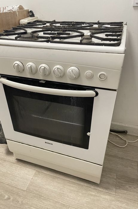 Продается газовая плита Bosch