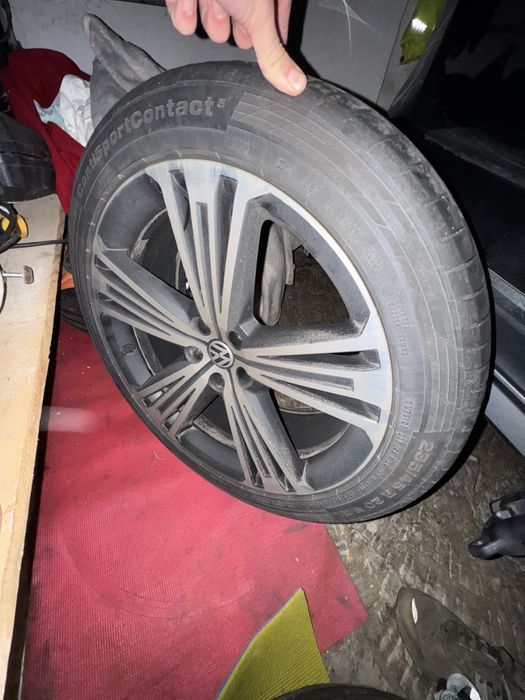 8 anvelope Continental , 235/55/18, 235/45/20