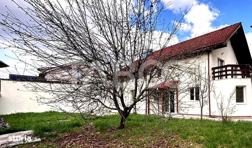 Spatiu de birouri de vanzare cu 6 camere 160 mpu Calea Dumbravii Sibiu