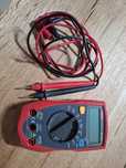 Multimetru electronică UT33A