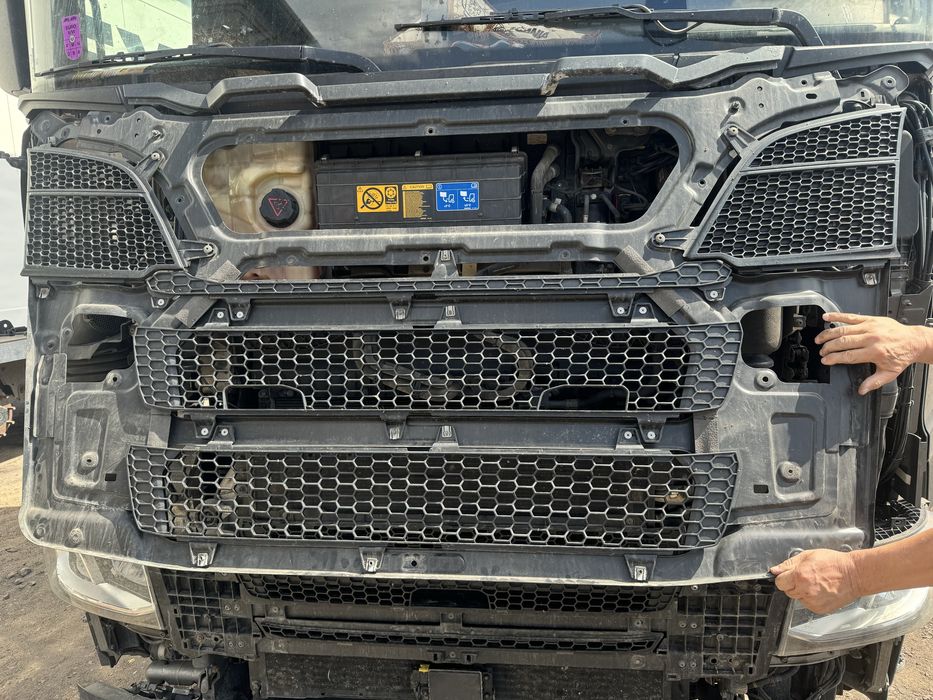 Капот скания Р