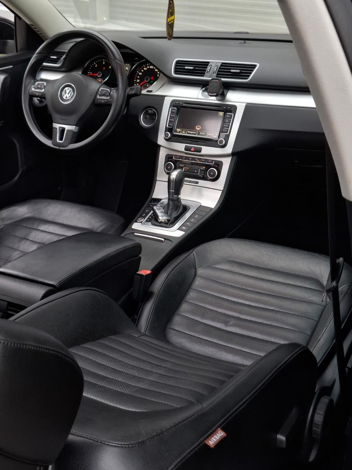 Vw Passat 2.0 TDI/140CP/DSG/Panoramic/Distronic/Navi