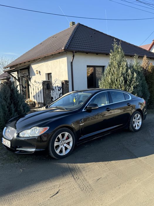 Jaguar XF 3.0D 241cp