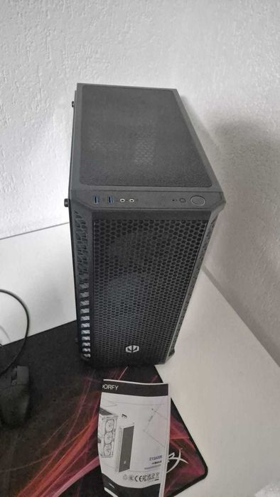 Carcasa Endorfy Signum 300 ARGB, Noua