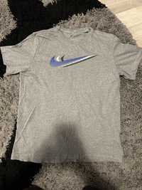 tricou nike swoosh