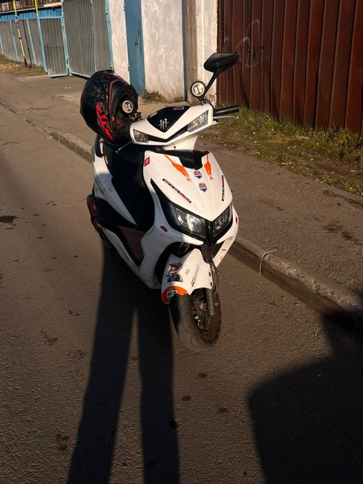 продам м8 абс мотор