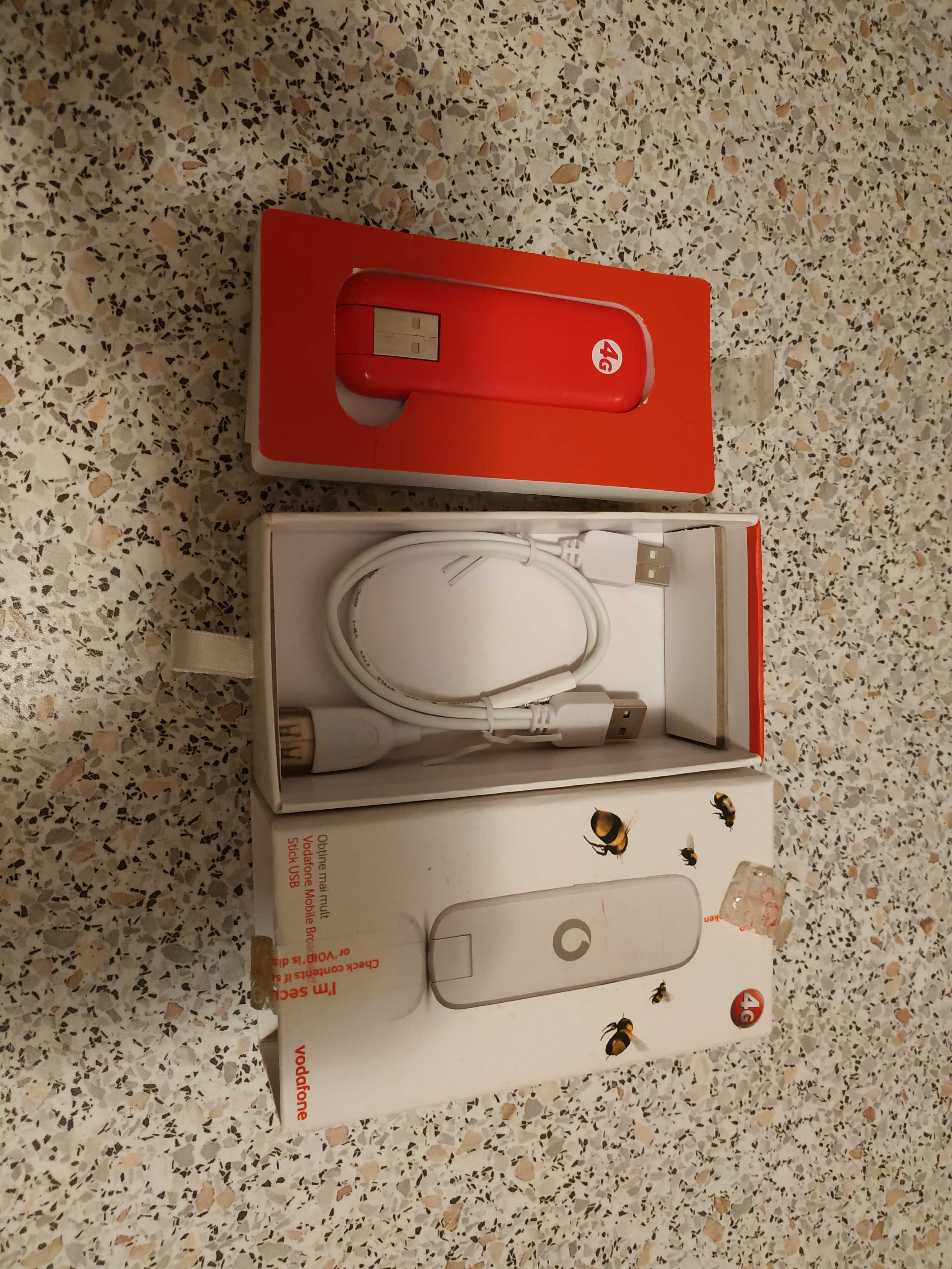 Modem Vodafone ZTE K5006 USB Stick LTE, Alb pt piese