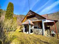 Casa de vacanta, cabana, la munte in Apuseni, aproape de Transapuseana