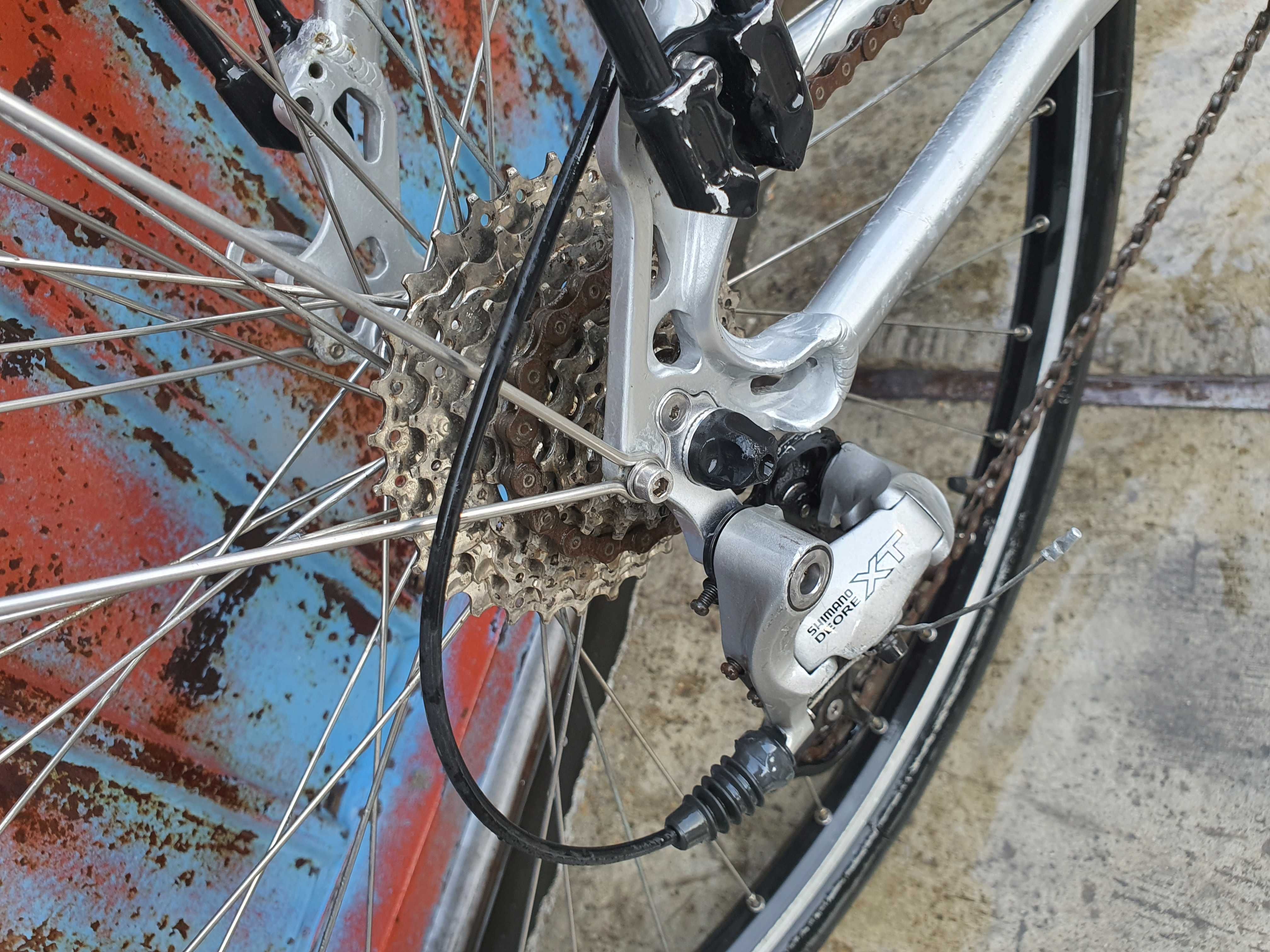 Bicicleta treaking Focus roti 28 inch frane hidraulice