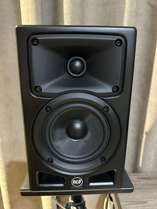 Студийные мониторы RCF AYRA PRO 5