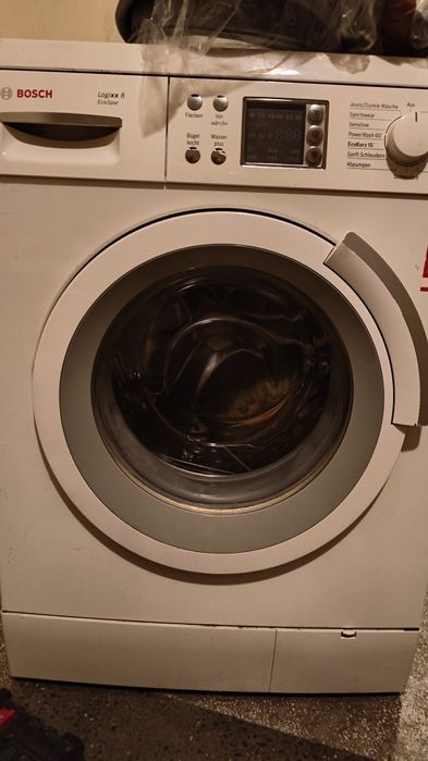 Пералня BOSCH Logixx, 8кг /ЦЯЛА - за части!/