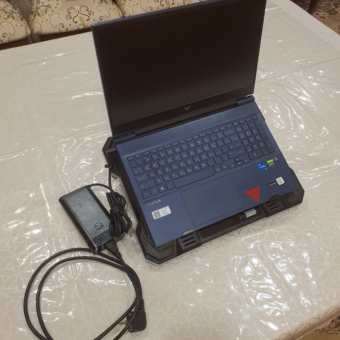 Hp victus noutbook