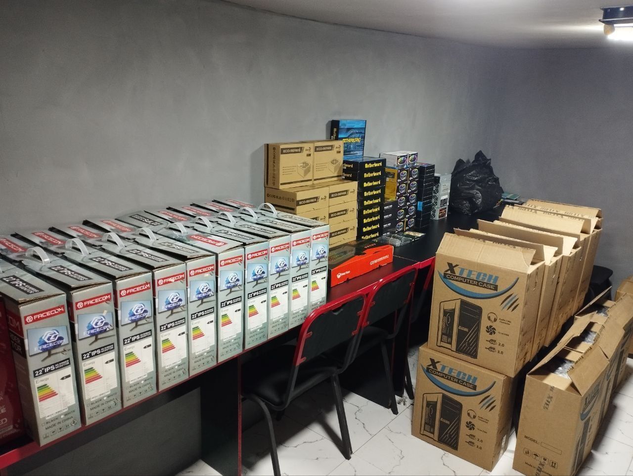 Tayyor biznis Arzonga Kompyutrlar sotiladi
