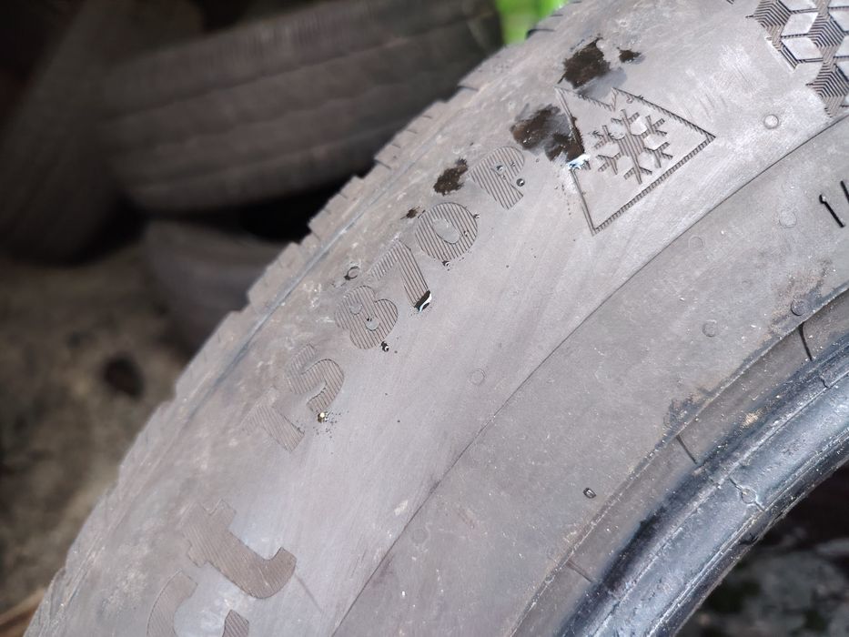 Anvelope MS iarna 235 60 18 continental 2023 6mm