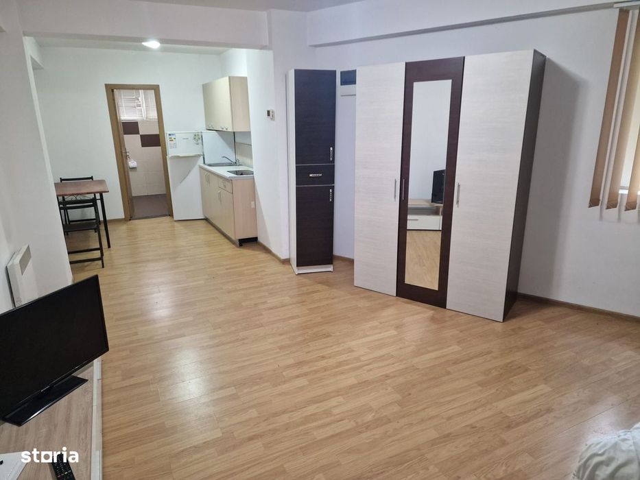Garsonieră open-space de închiriat – disponibilă din 3 noiembrie 2025