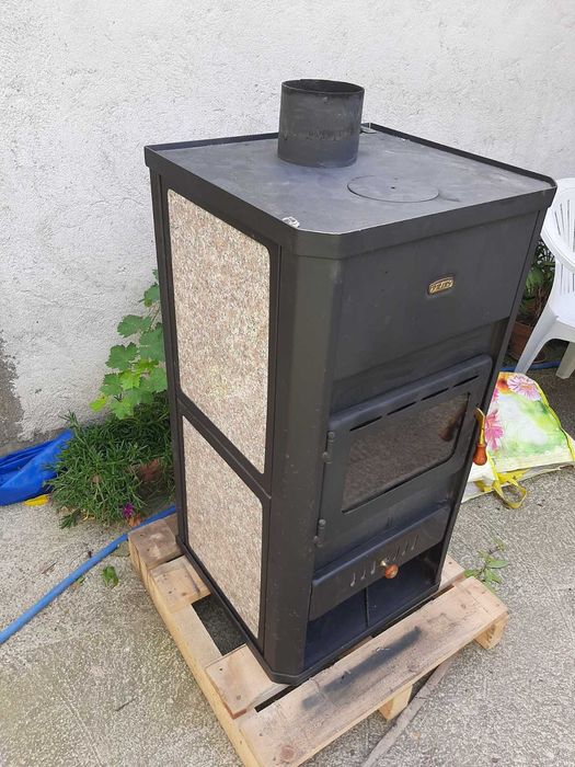 Камина с водна риза